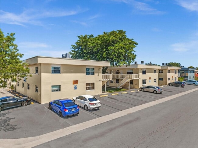 Foto del edificio - 3660 SW 60th Ave