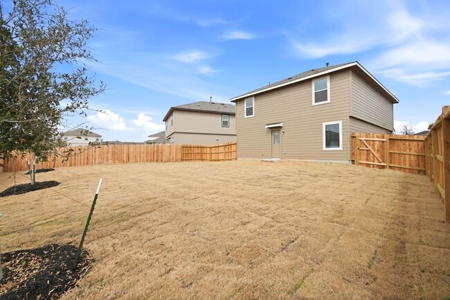 Building Photo - 5106 Blind Shot