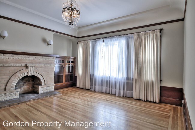 Building Photo - 3 br, 1.5 bath House - 291 24th Avenue