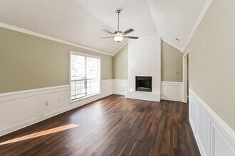 Building Photo - 5833 S Newberry Ln