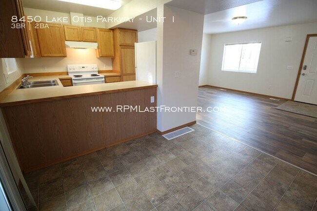 Building Photo - 8450 Lake Otis Pkwy
