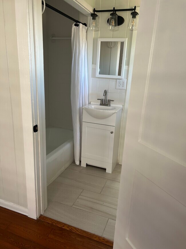 Foto del edificio - 3111 Elmer St