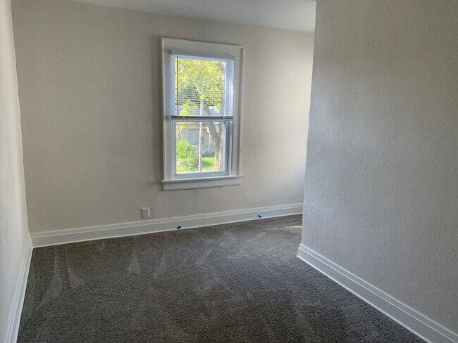 Building Photo - 567 Harrison Ave
