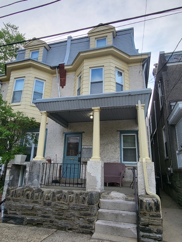 Primary Photo - 19 W Abington Ave