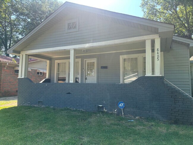 Foto del edificio - Home for Rent in East Lake Area