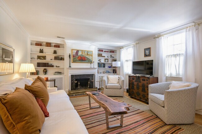 Foto del edificio - 1680 34th St NW