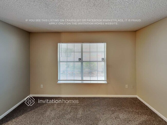 Building Photo - 13581 Ashford Wood Ct E