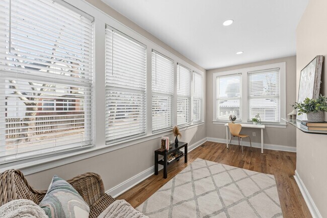 Foto del edificio - 94-96-96 Montrose St