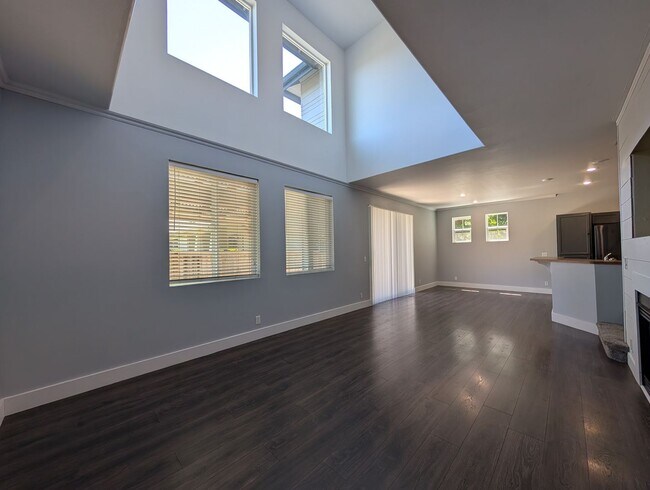 Foto del edificio - Beautiful 3-Bedroom, 2-Bath Home In The Barger Area of Eugene