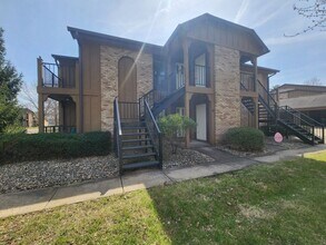 Building Photo - 664 Frontier Ct