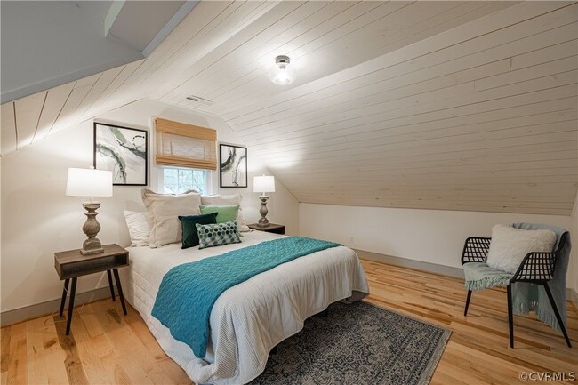 Building Photo - 5119 Boscobel Ave