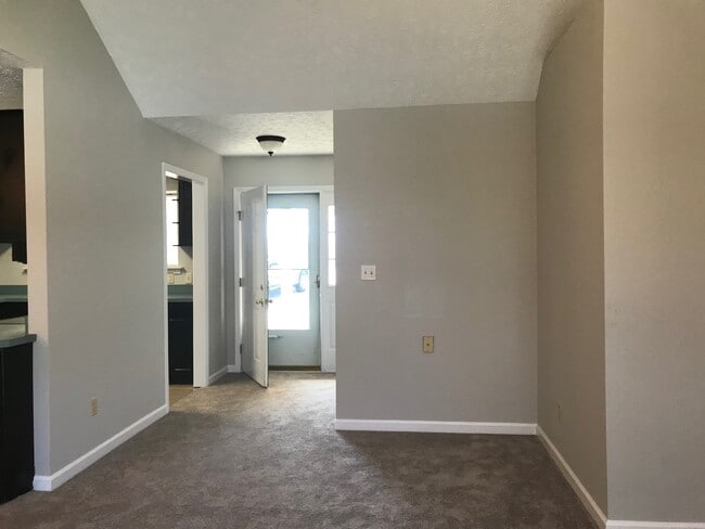 Building Photo - 1488 Corral Way