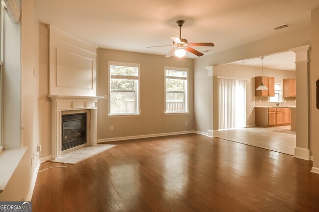 Building Photo - 6419 Stonelake Pl SW