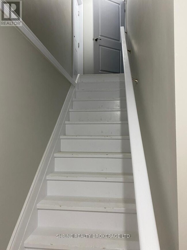 Building Photo - 2779 Doyle Dr.