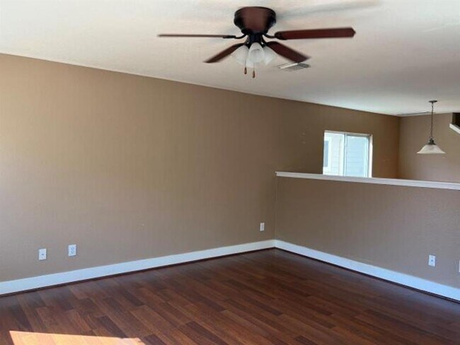 Building Photo - 5718 Silver Oak