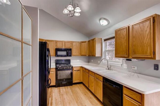 Building Photo - 1522 Riverside Ave, St. Charles, IL, 60174