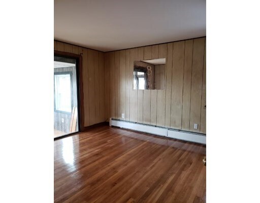 Building Photo - 26 Hale Ave