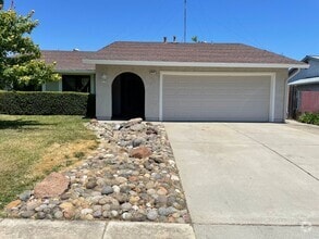 Building Photo - 6027 Sierravale Way