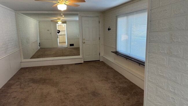 Building Photo - 2 Dakota St