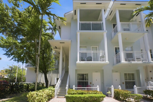Foto del edificio - 232 SW 14th Ave
