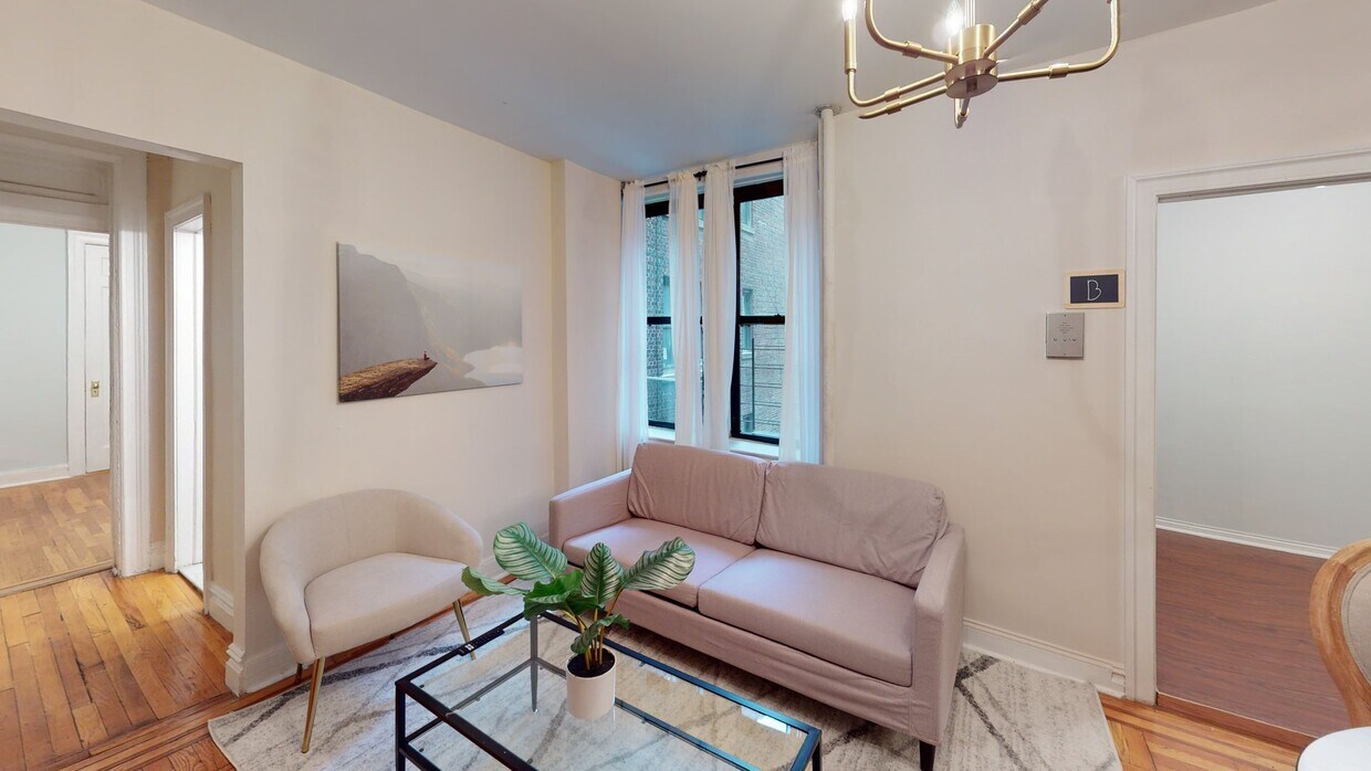Photo - Private bedroom in 2 bed/1 bath Home