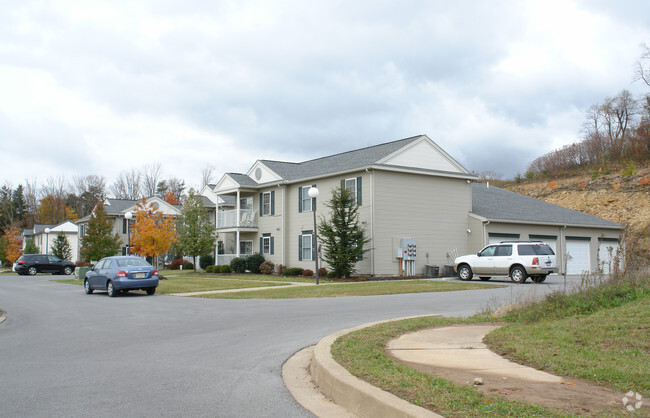 Foto del edificio - Bloomsburg Court