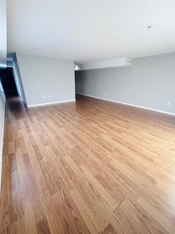 Building Photo - 5038 Spruce St