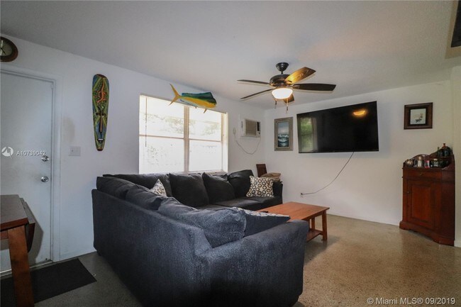 Foto del edificio - 1804 SW 20th St