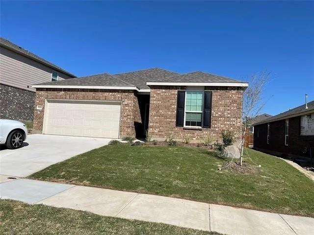 Foto principal - 8149 Cedar Lake Ln