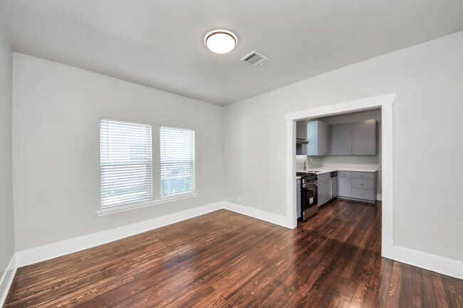 Foto del edificio - 3119 St Emanuel St