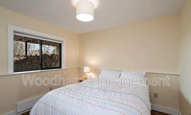 Foto del edificio - 87 Arrowwood Dr