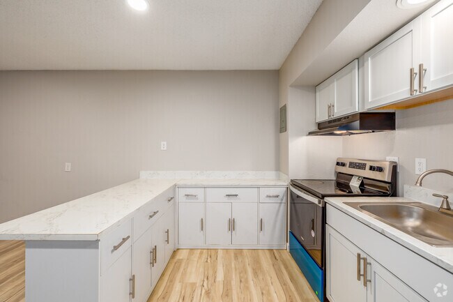 Estudio - 377 pies cuadrados - Cocina - Oakwood