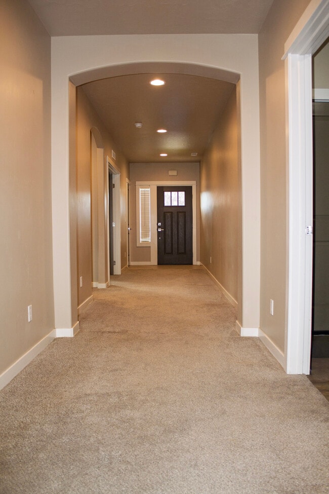 Building Photo - 10555 W Catmint Dr