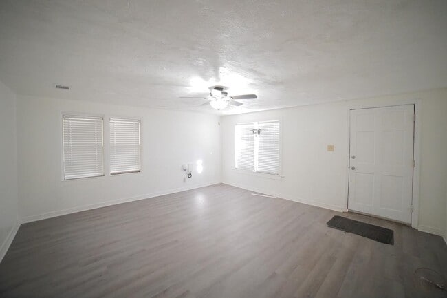 Building Photo - 1228 Alabama St