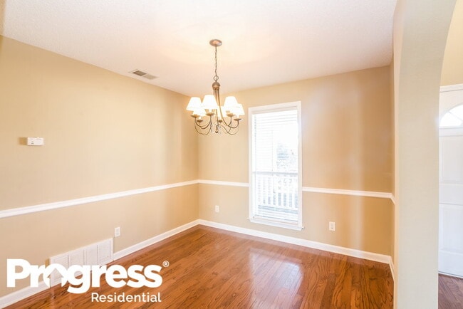 Building Photo - 6352 Braybourne Pl