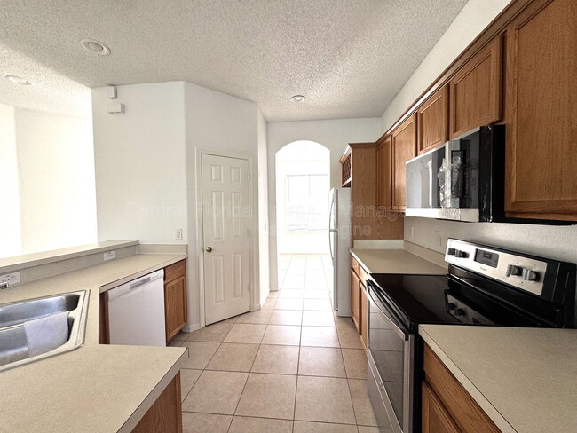 Foto del edificio - 14460 Huntcliff Park Way