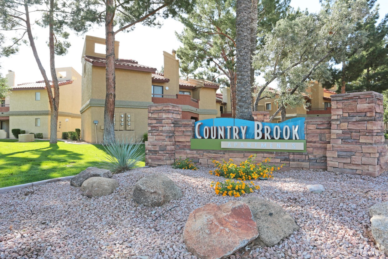 Primary Photo - Country Brook