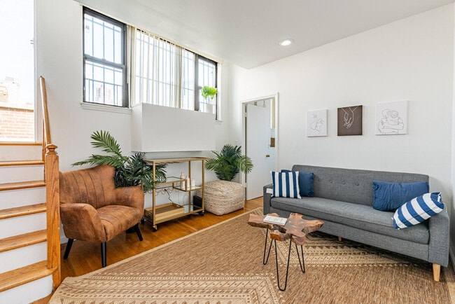 Building Photo - 458 W 52nd St