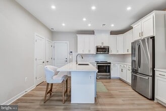 Building Photo - 13653 Innovation Station Lp