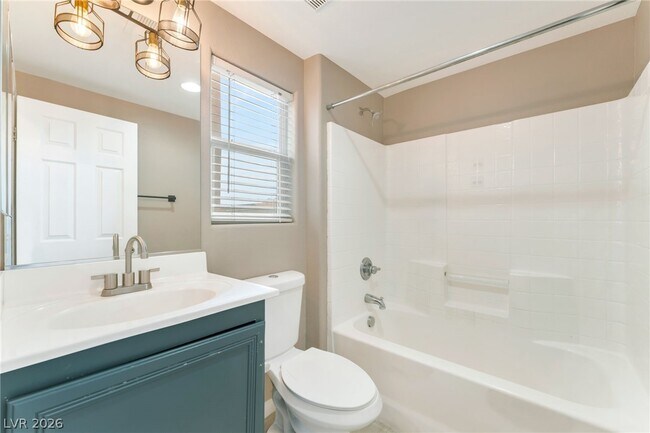 Foto del edificio - 6635 Weeping Pine St