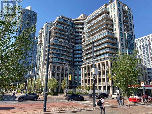 Photo du bâtiment - 410-410 Queens Quay W