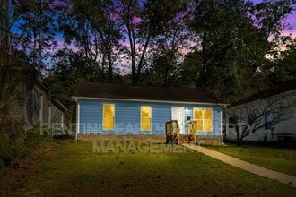 Building Photo - 7229 3rd Ave S
