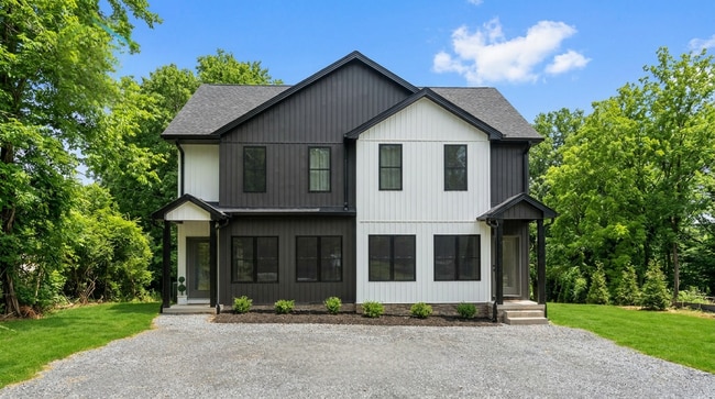Building Photo - 2610 Sunnymeade Rd