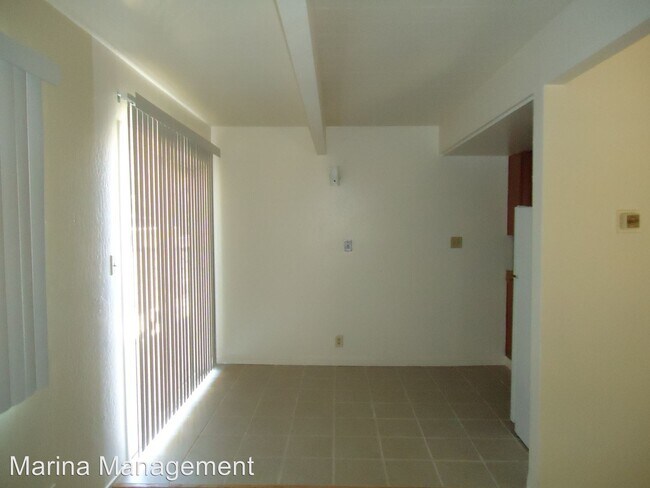 Foto del edificio - 240 Holly St