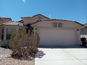 Building Photo - 2144 Vista de Colinas Dr SE
