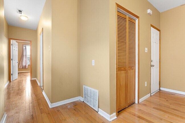 Foto del edificio - 1237 W Allegheny Ave