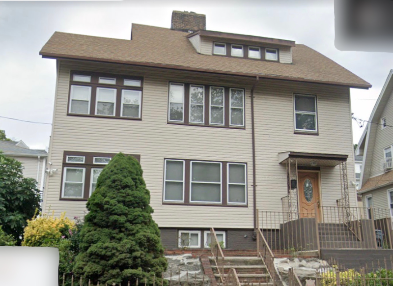 Primary Photo - 742 Clifton Ave