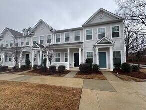 Building Photo - 104 Grover Ct