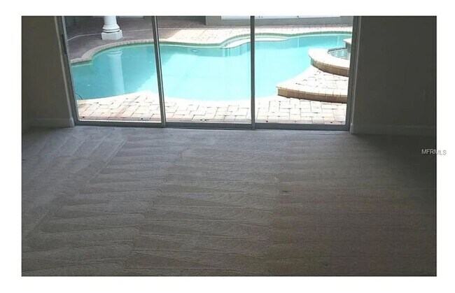 Foto del edificio - 488 Chelsea Ave