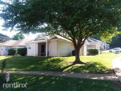 Foto principal - 3 br, 2 bath Apartment - 109 Oakbrook Dr.